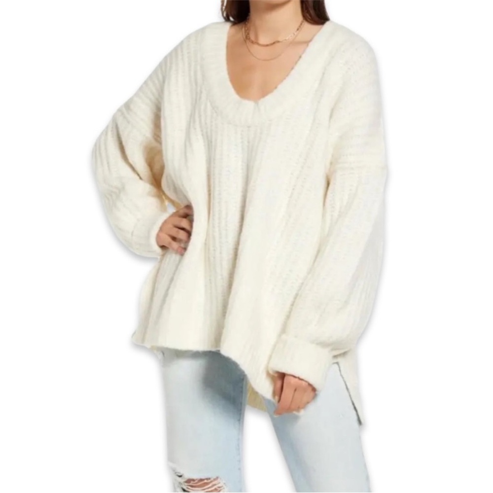 Free People Blue Bell V-neck Ivory Oversized Chunky Knit Sweater M
